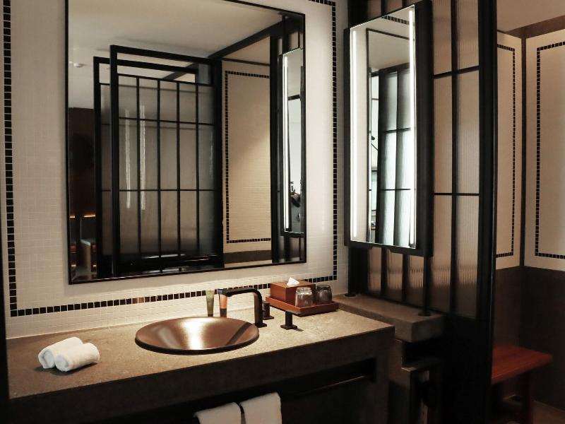 Flow And Co. Qingdao, Autograph Collection image