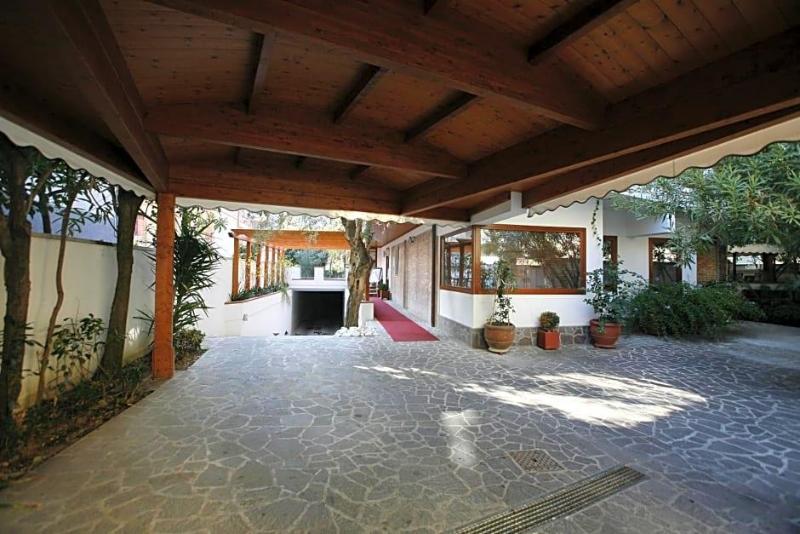 Villa Alba Boutique Hotel image