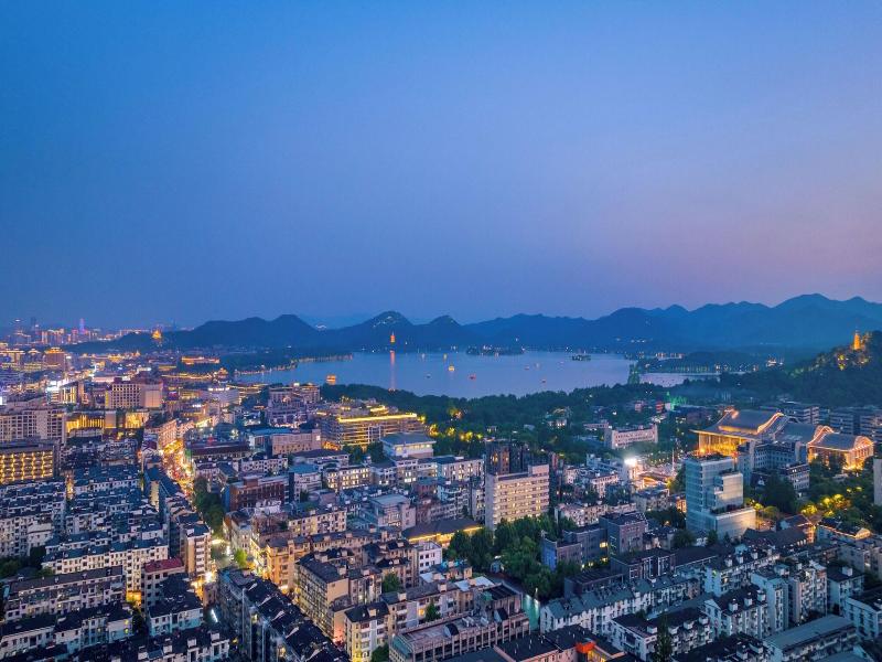 Fairfield By Marriott Hangzhou Wulin Square, China image