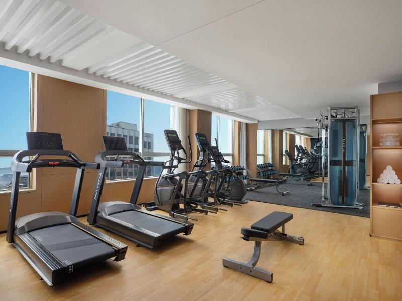 Fairfield By Marriott Hangzhou Wulin Square, China image