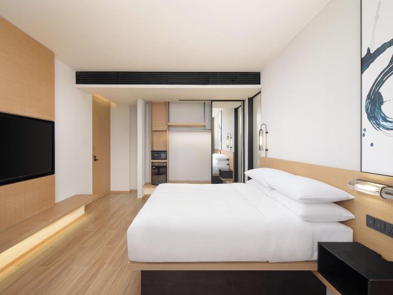Fairfield By Marriott Hangzhou Wulin Square, China image