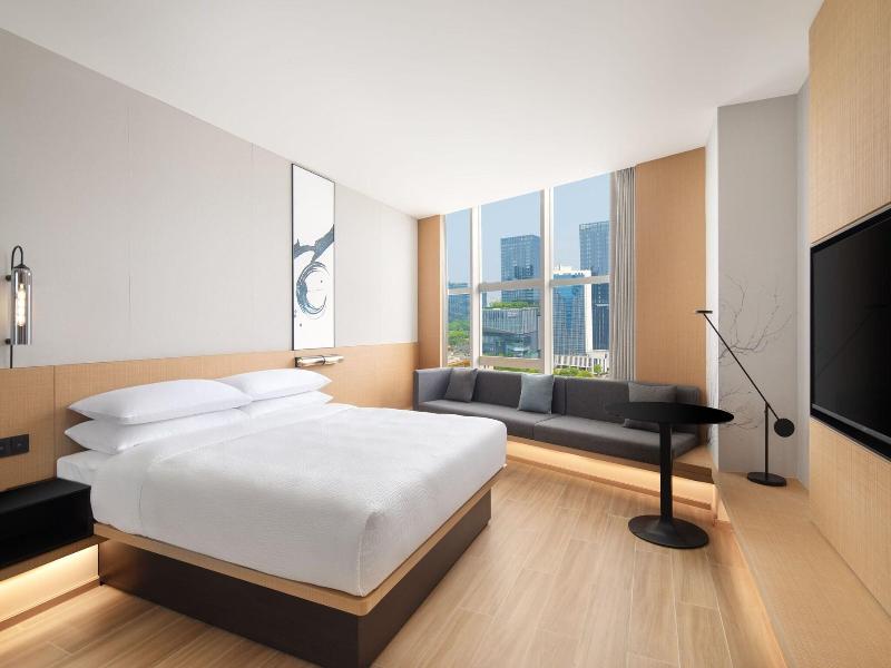 Fairfield By Marriott Hangzhou Wulin Square, China image