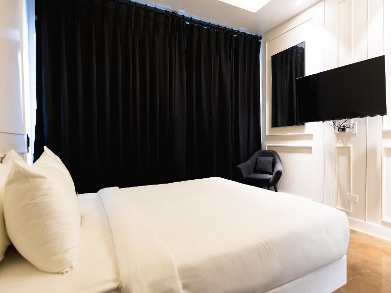 Hotel Tano image