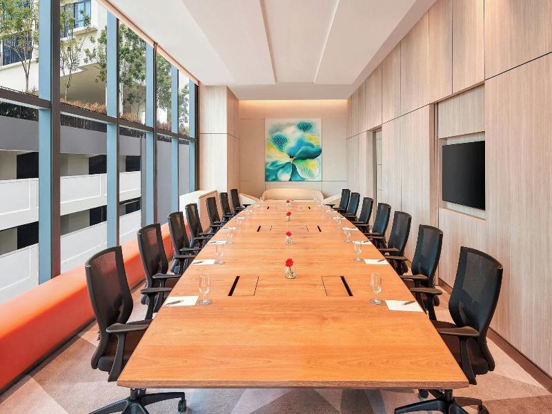 Courtyard By Marriott Setia Alam image
