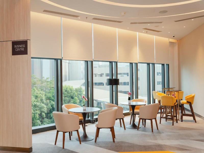 Courtyard By Marriott Setia Alam image