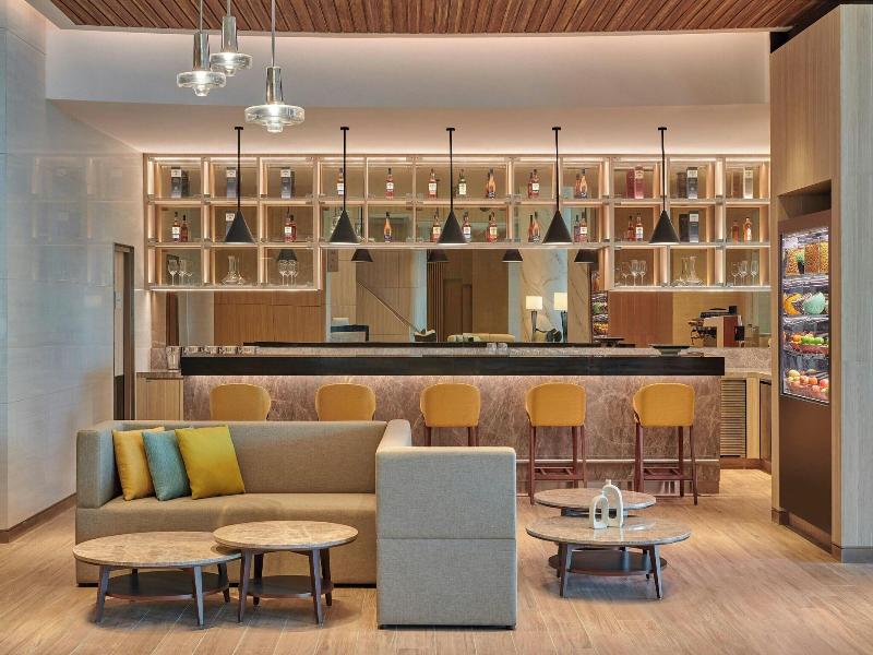 Courtyard By Marriott Setia Alam image