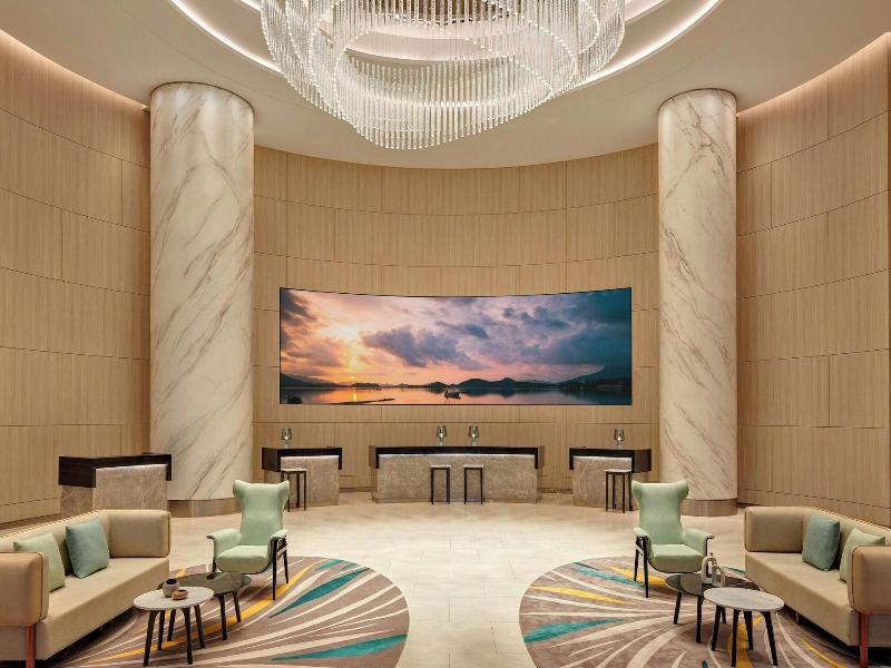 Courtyard By Marriott Setia Alam image