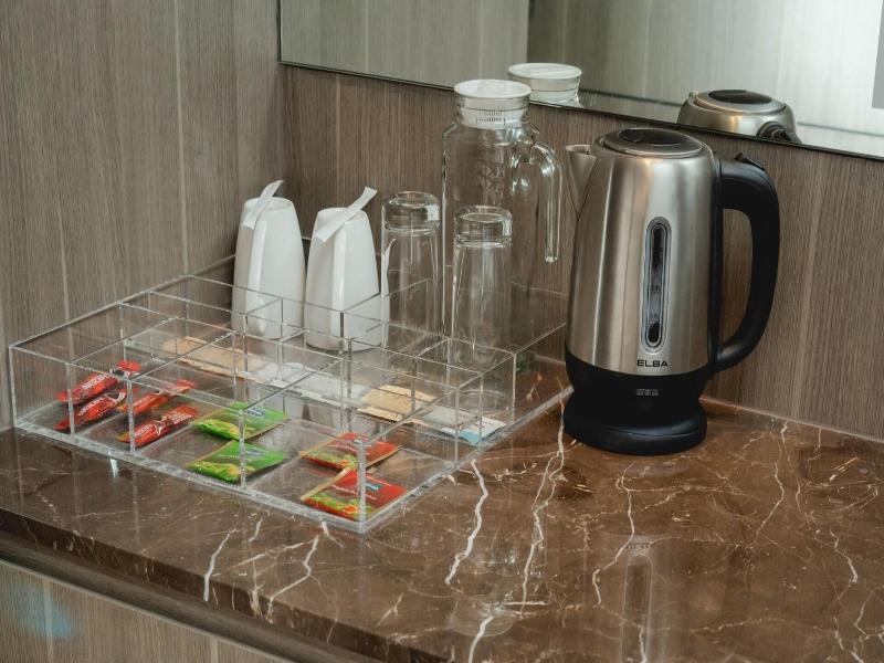 Courtyard By Marriott Setia Alam image