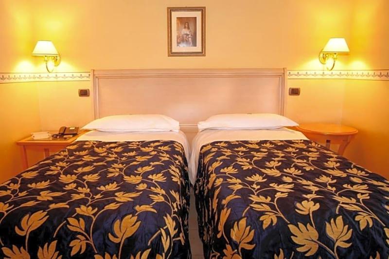 Hotel Ristorante Novecento image