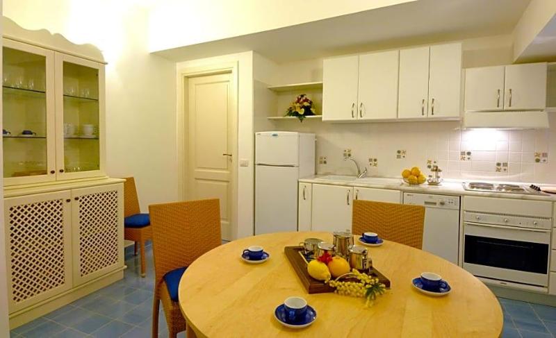 Aurora Apartments image