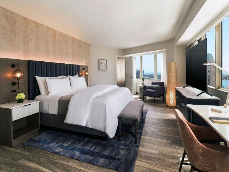 The Westin San Diego Bayview image