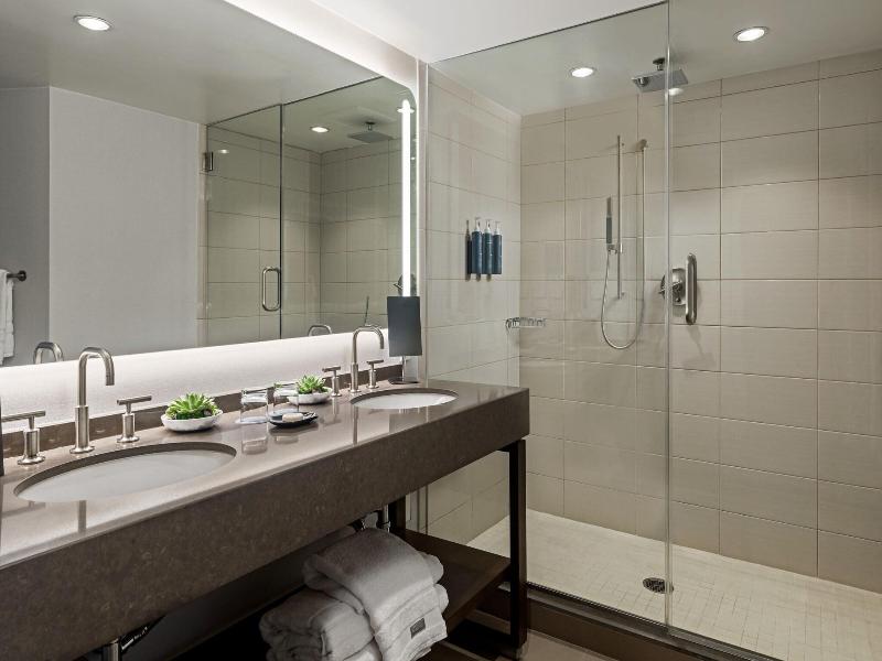 The Westin San Diego Bayview image