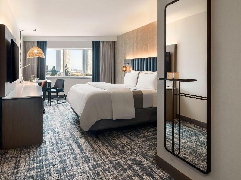 The Westin San Diego Bayview image