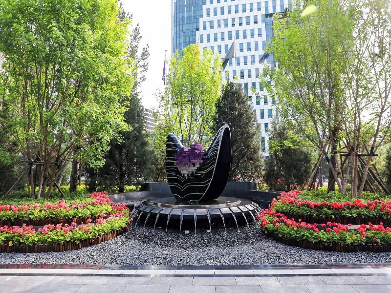 Renaissance Beijing Haidian Hotel image
