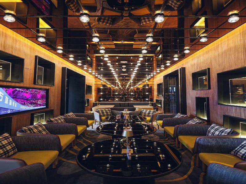 Renaissance Beijing Haidian Hotel image
