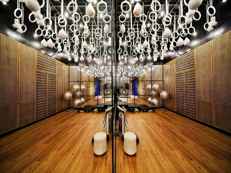 Renaissance Beijing Haidian Hotel image