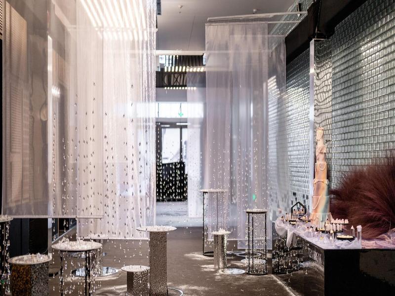Renaissance Beijing Haidian Hotel image