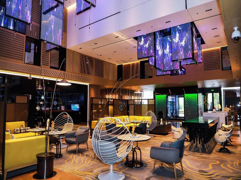 Renaissance Beijing Haidian Hotel image