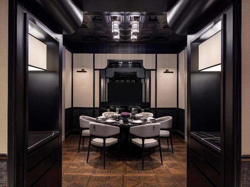 Renaissance Beijing Haidian Hotel image