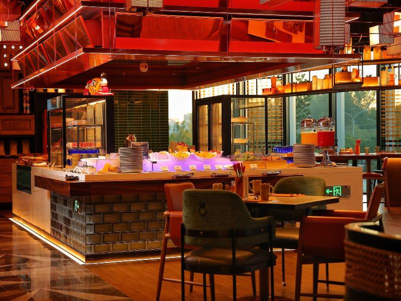 Renaissance Beijing Haidian Hotel image