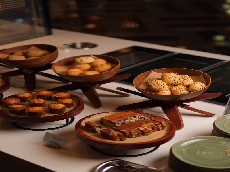 Renaissance Beijing Haidian Hotel image