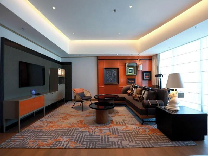 Renaissance Beijing Haidian Hotel image