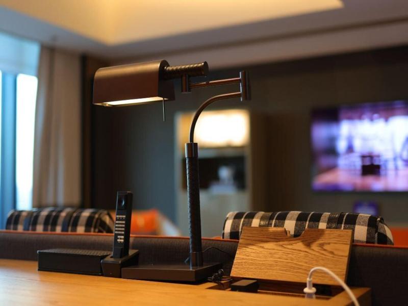 Renaissance Beijing Haidian Hotel image