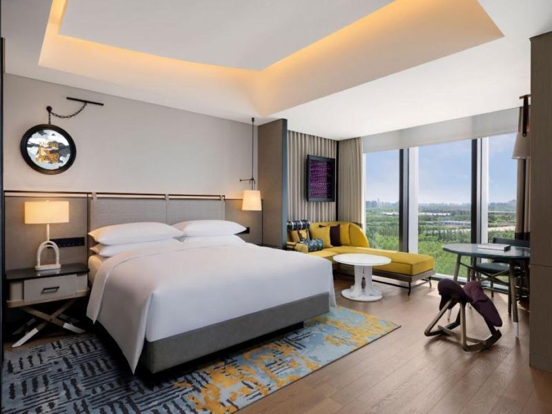 Renaissance Beijing Haidian Hotel image