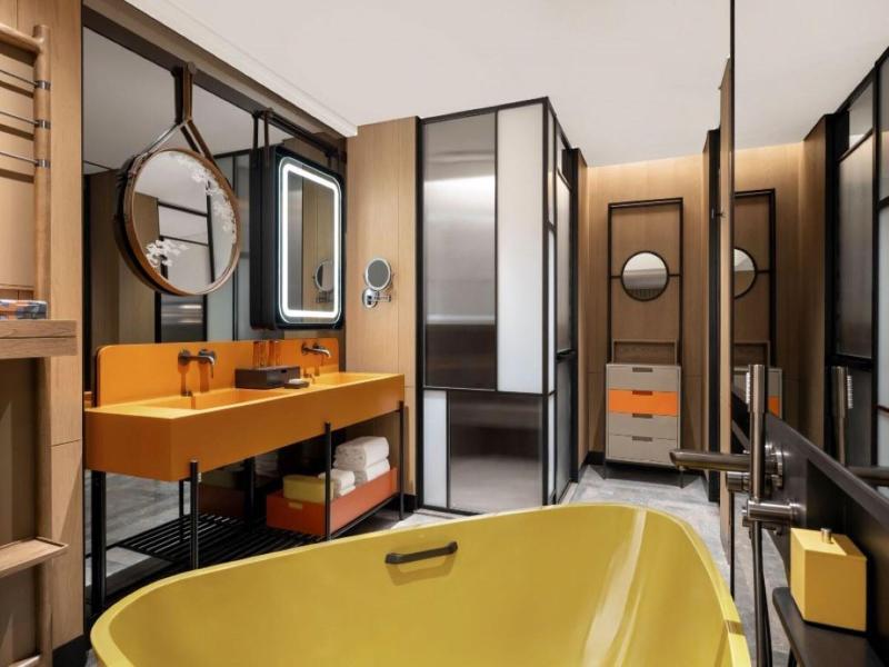 Renaissance Beijing Haidian Hotel image