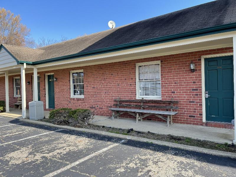 Rips Country Inn image