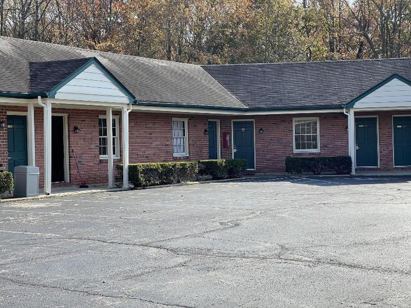 Rips Country Inn image
