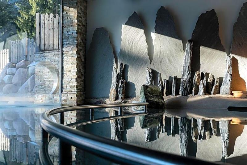 Croce Bianca Leisure & Spa Hotel image