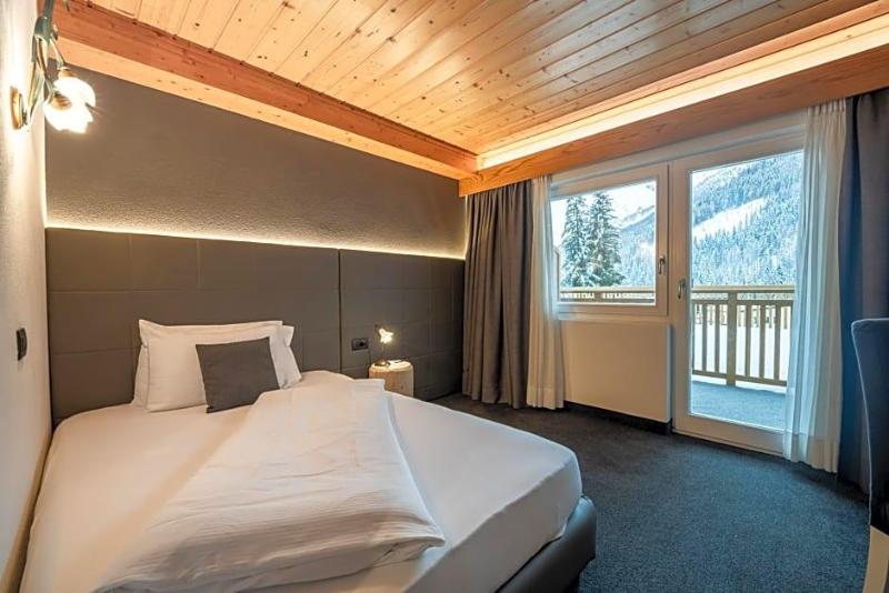 Croce Bianca Leisure & Spa Hotel image