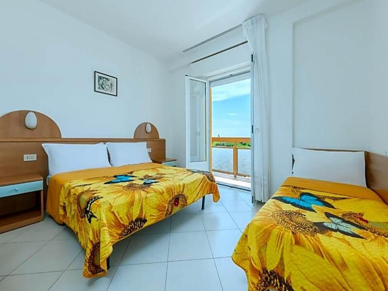 Hotel Sole image