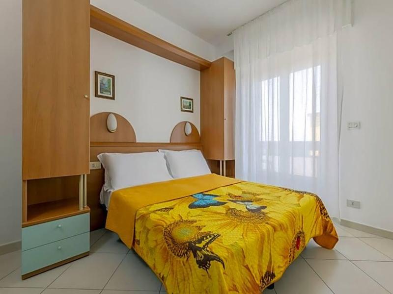 Hotel Sole image