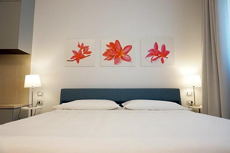 Delta Hotel image