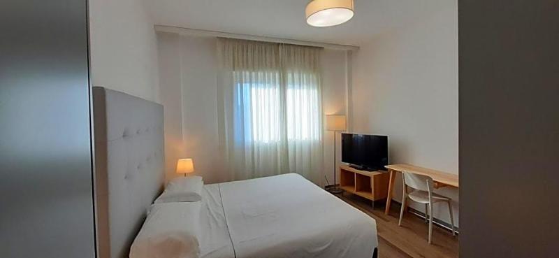 Delta Hotel image