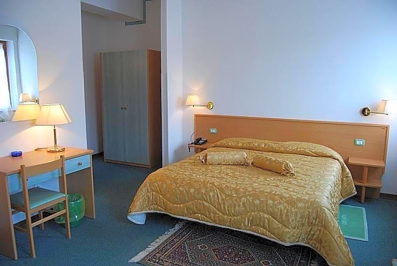 Hotel Etruria image