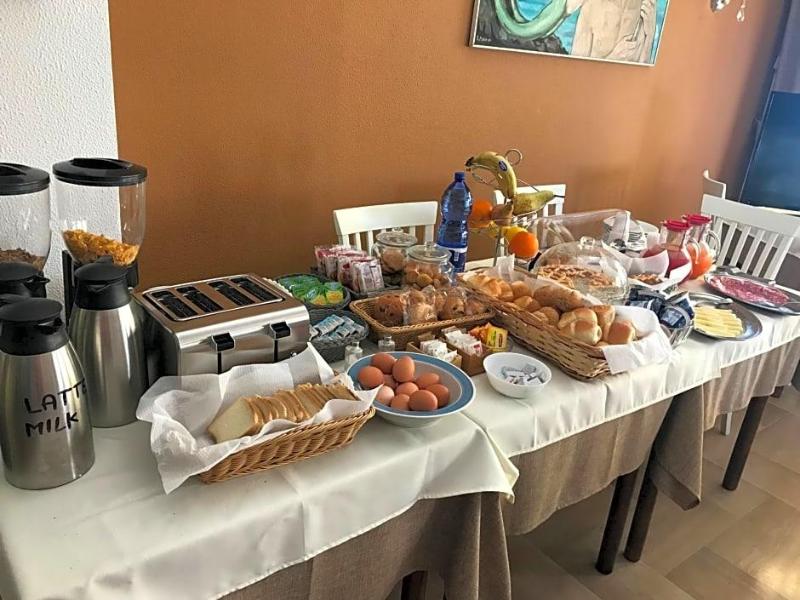 Hotel La Sirenetta image