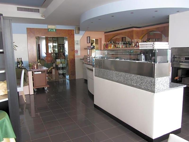 Hotel Green Castellani image