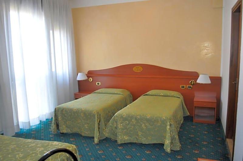Hotel Green Castellani image