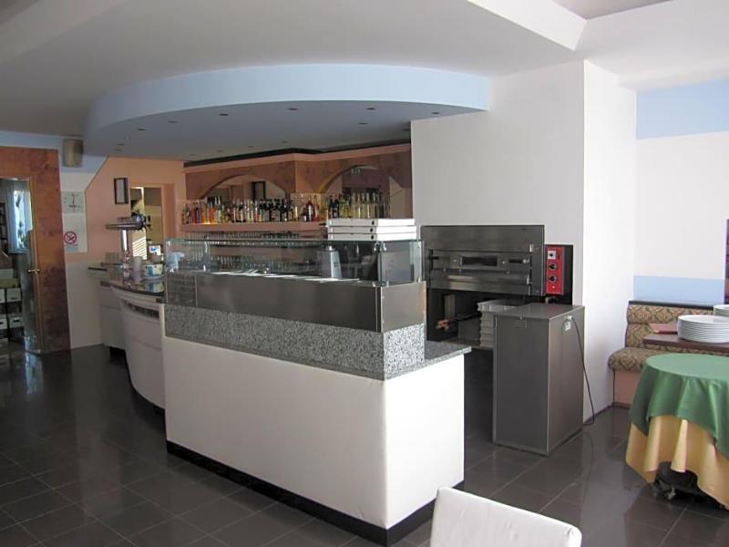 Hotel Green Castellani image