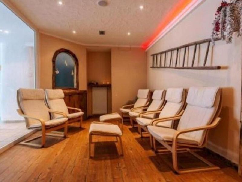 Hotel Des Alpes image
