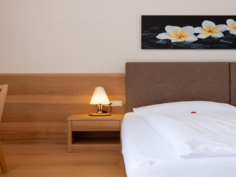 Hotel Filipinum image