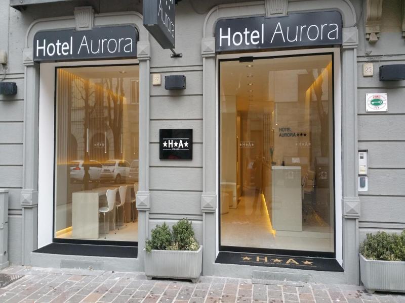 Hotel Aurora image