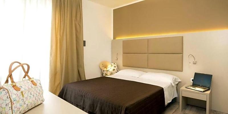 Hotel Trevi image