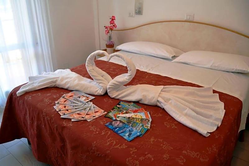 Hotel Zenith image