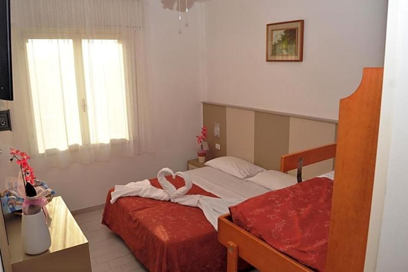Hotel Zenith image