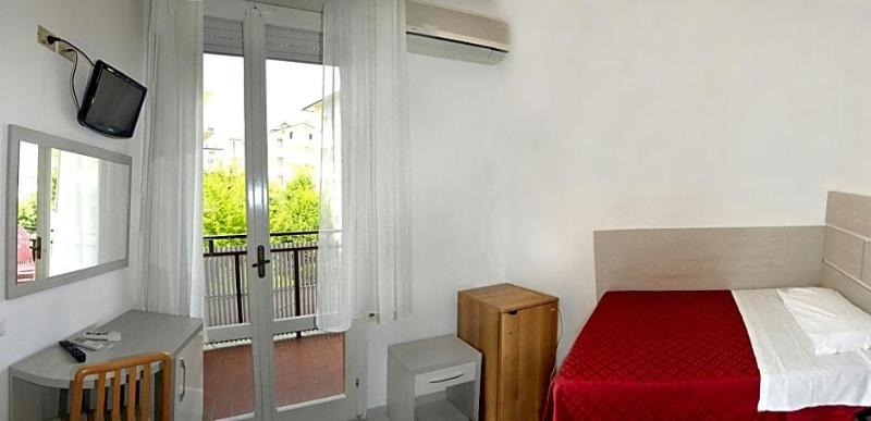 Hotel Zenith image