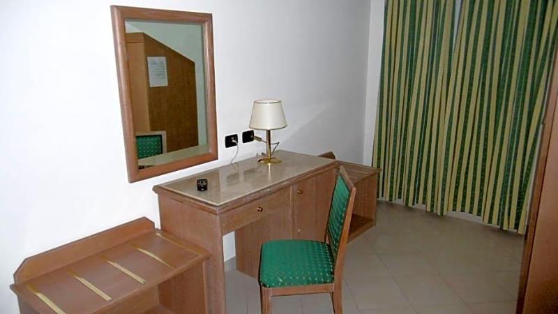 Hotel Riviera image